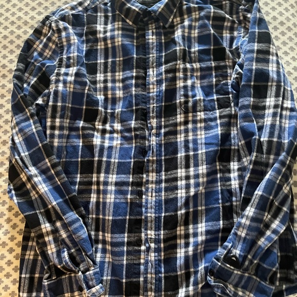 Edwin Men's Blue and Black Checkered Shirt - Picture 2 of 3